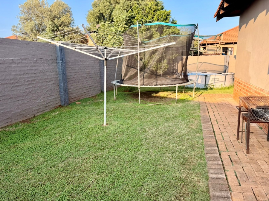3 Bedroom Property for Sale in Waterkloof East North West